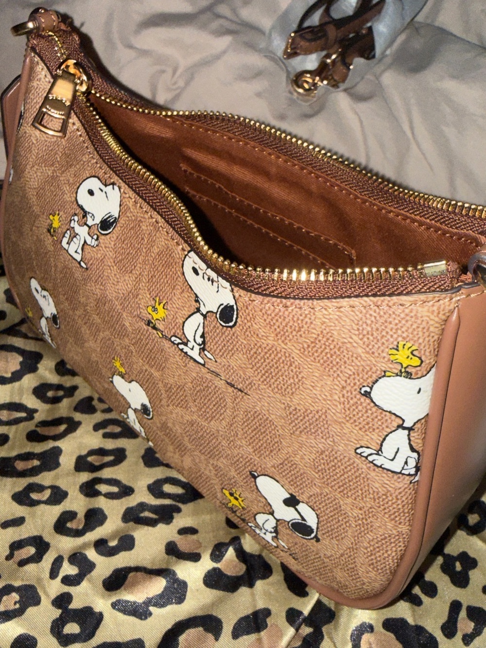 Coach Pink Signature Snoopy Shoulder Bag with Gold Hardware - Picture 6 of 6
